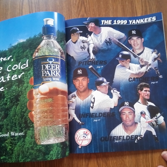 New York Yankees 24 World Championship Book - Picture 2 of 3